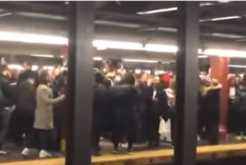 Dancing On My Own – Crowd Sings AT E Train Station